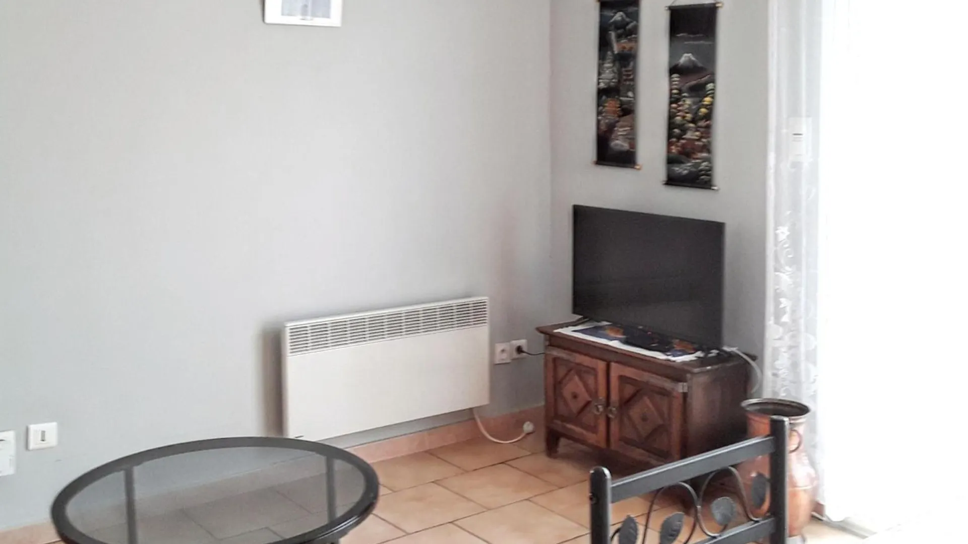 Maison Charmante A L'Isle-Sur-La-Sorgue Avec Jardin Cloture Holiday home