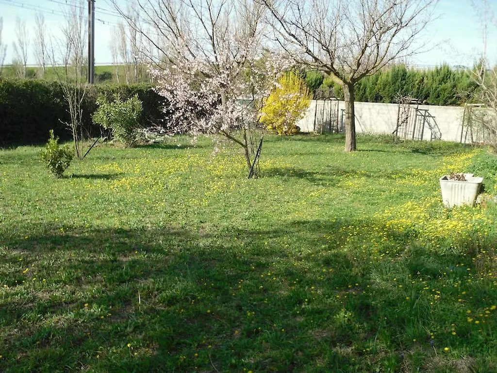 Maison Charmante A L'Isle-Sur-La-Sorgue Avec Jardin Cloture Holiday home